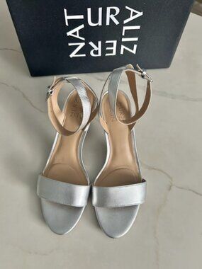 Naturalizer Tinda Dress Sandal Silver Soft Leather